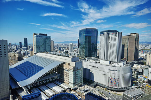 大阪駅北ビルと大屋根